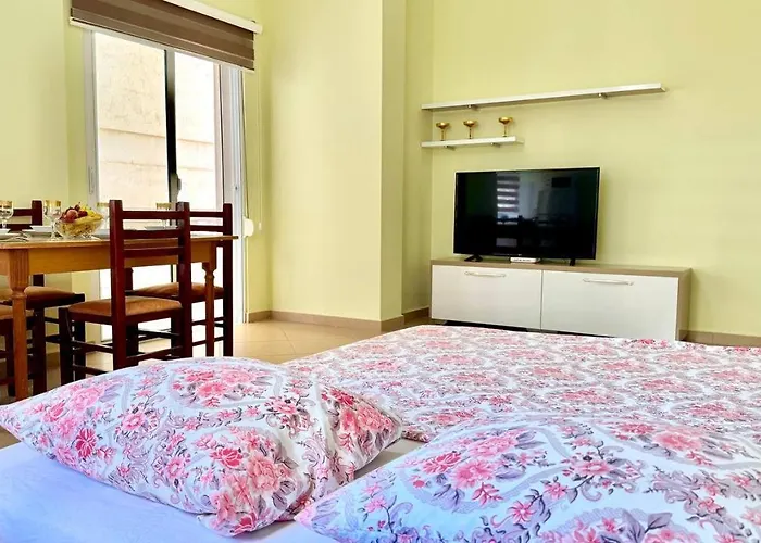Cozy Sea View K4