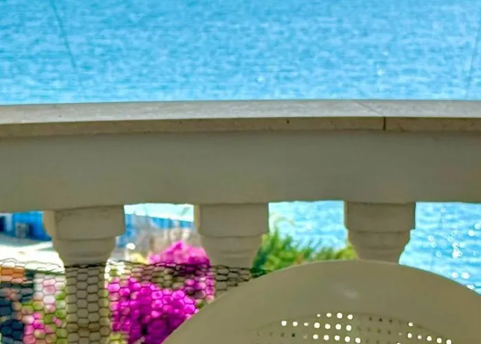 Cozy Sea View K4