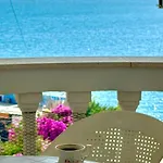 Cozy Sea View K4