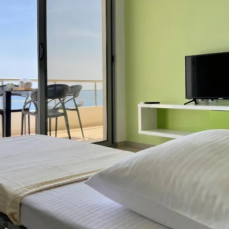 Spring Sea View Apartment شقة ساراندا