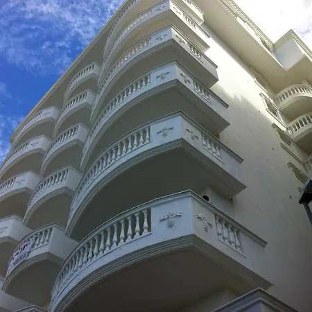 Cozy Sea View K4 Apartment Sarande