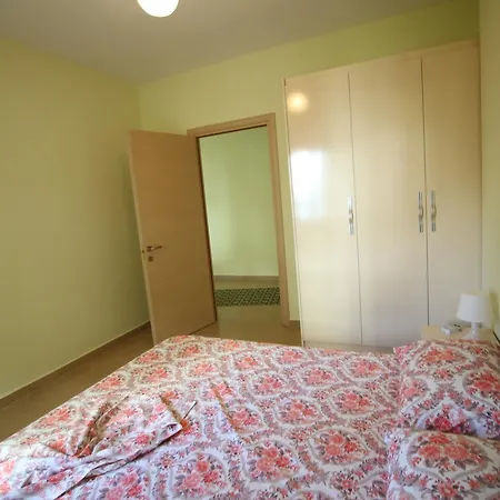 Cozy Sea View K4