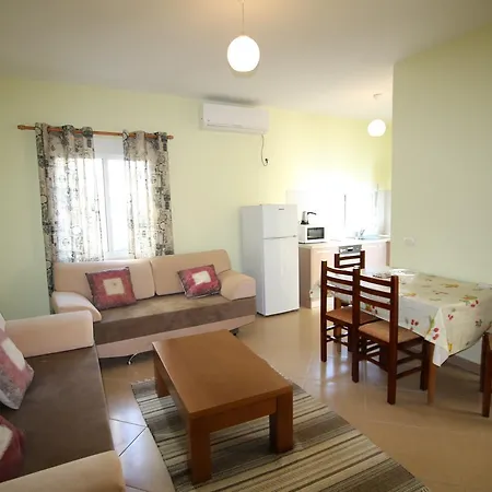 Cozy Sea View K4