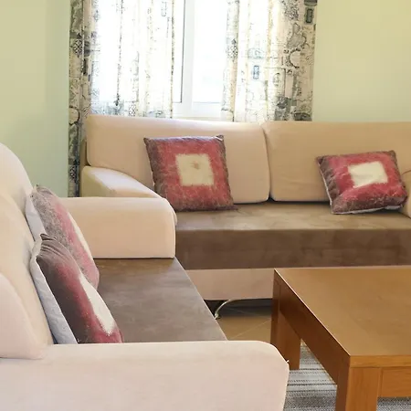 Cozy Sea View K4 Apartment Sarande